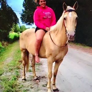 Meet your Posher, Heather